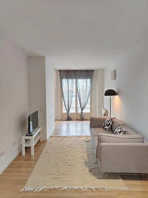 Cute Apartment Sant Adria Beach Sant Adria de Besos